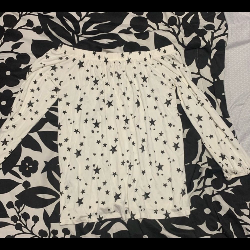 Hollister Star off the shoulder top sz. S